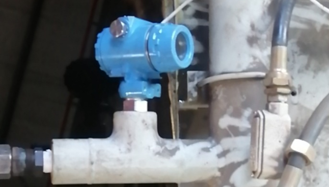 Interruptor de flujo a prueba de explosiones ZINACA utilizado con bomba de aceite en sistema de cale